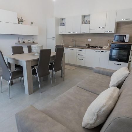 Drooms. Felline Bagian luar foto