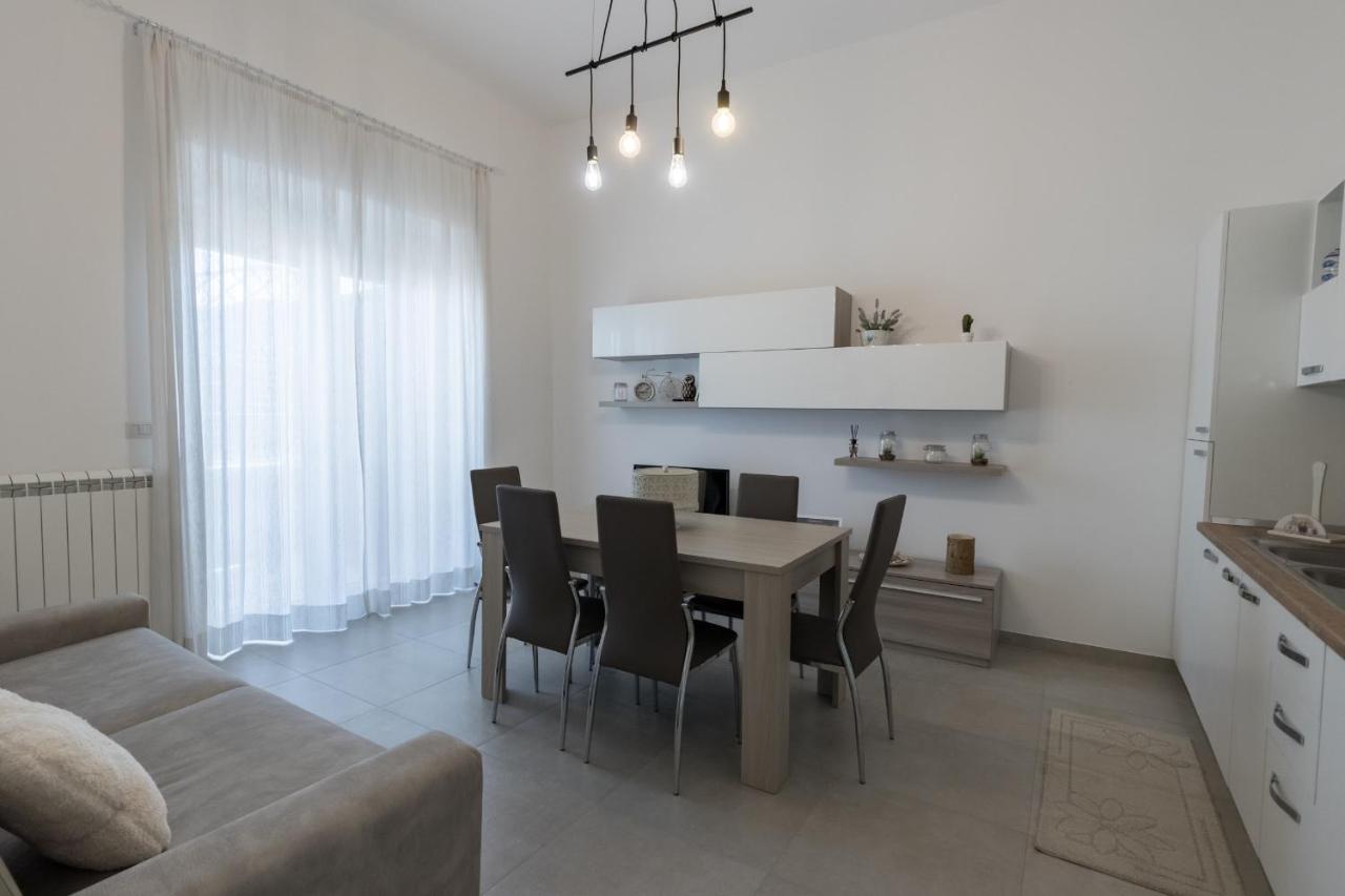 Drooms. Felline Bagian luar foto