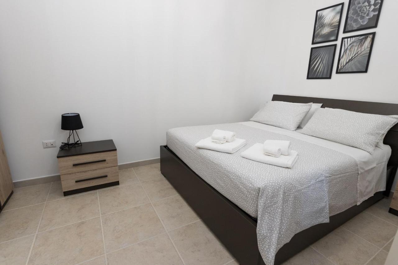 Drooms. Felline Bagian luar foto